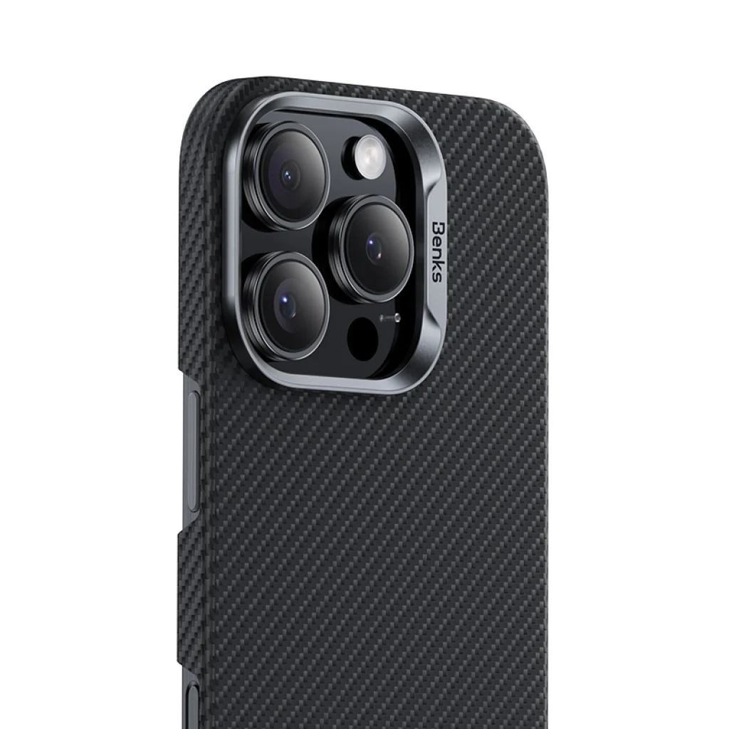 Чехол Benks Armor Air Kevlar Case (600D) with MagSafe для iPhone 16 Pro Black