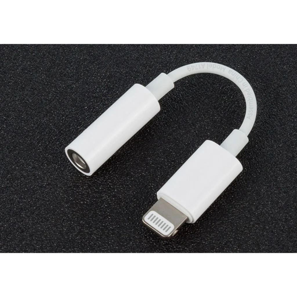 Перехідник Lightning to 3.5 mm Headphone Jack Adapter