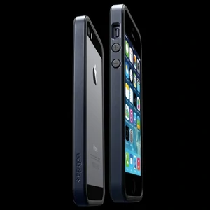 Чохли Spigen для iPhone
