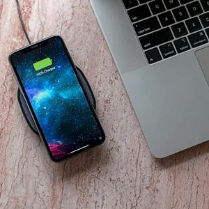 Беспроводная зарядка Mophie Wireless Charging Pad 10W Black (409903381)
