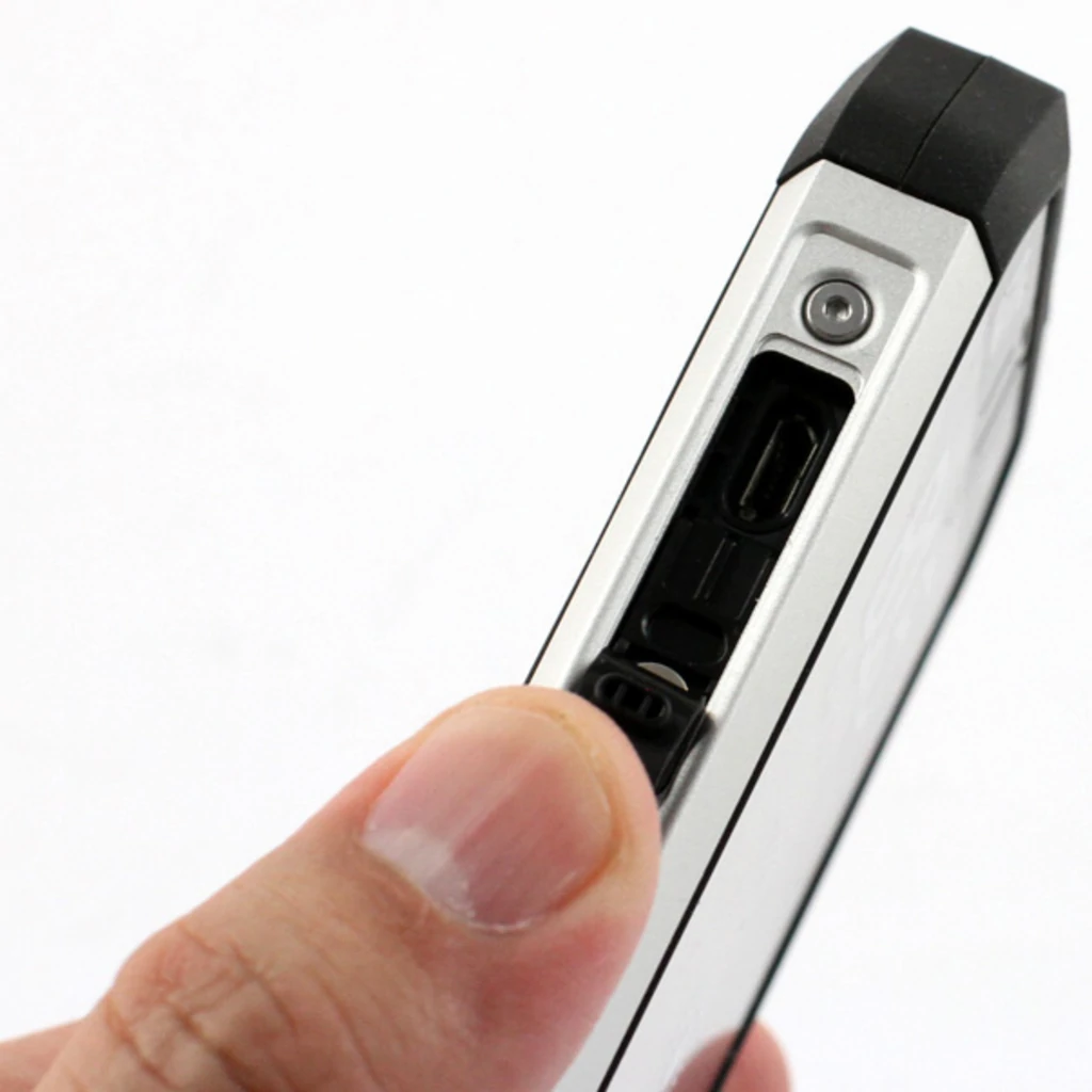 Смартфон CAT B15 DualSim Black UA