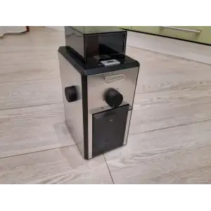 Кофемолка электрическая Delonghi KG 89 UA