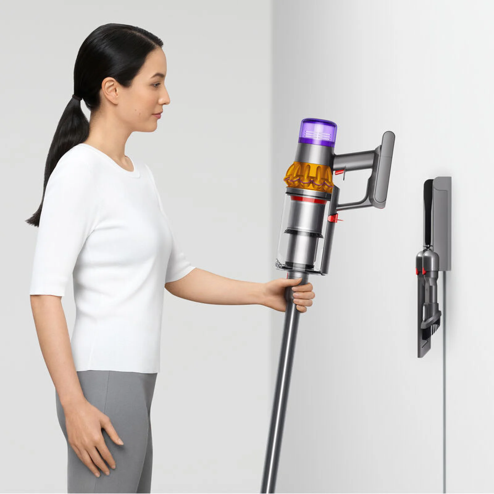 Пылесос 2в1 (вертикальный+ручной) Dyson V15 Detect (447261-01)