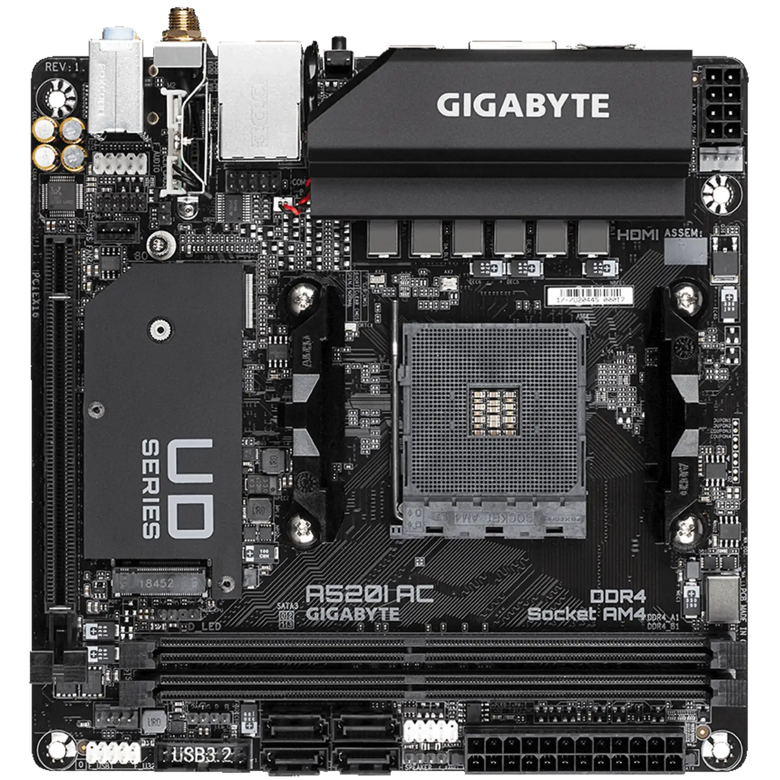 Материнська плата Gigabyte A520I AC (9MA52IAC-00-G14)