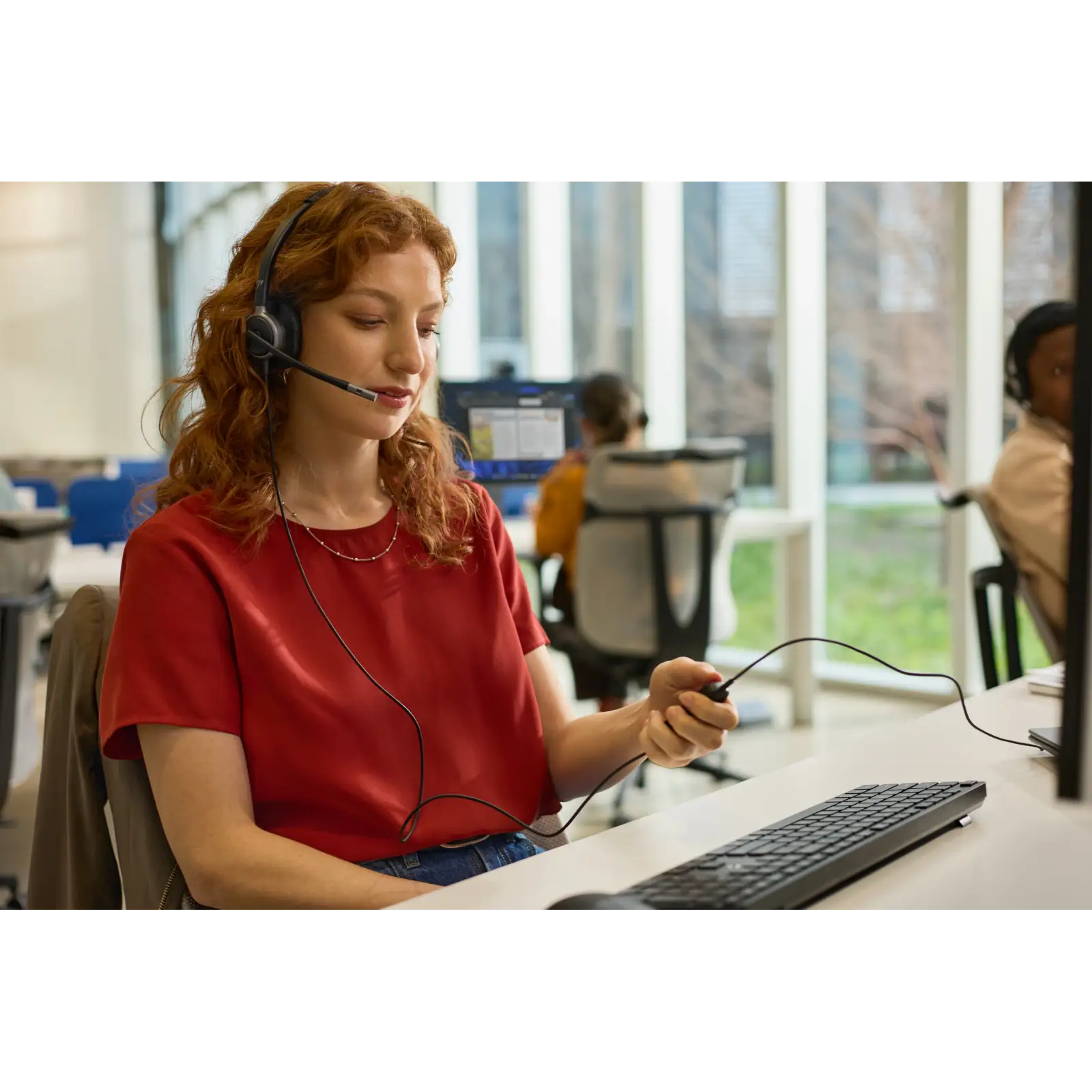 Гарнітура комп'ютерна стерео On-ear HP Poly Mission 625 Stereo USB Wired Headset (C01C6AA) UA