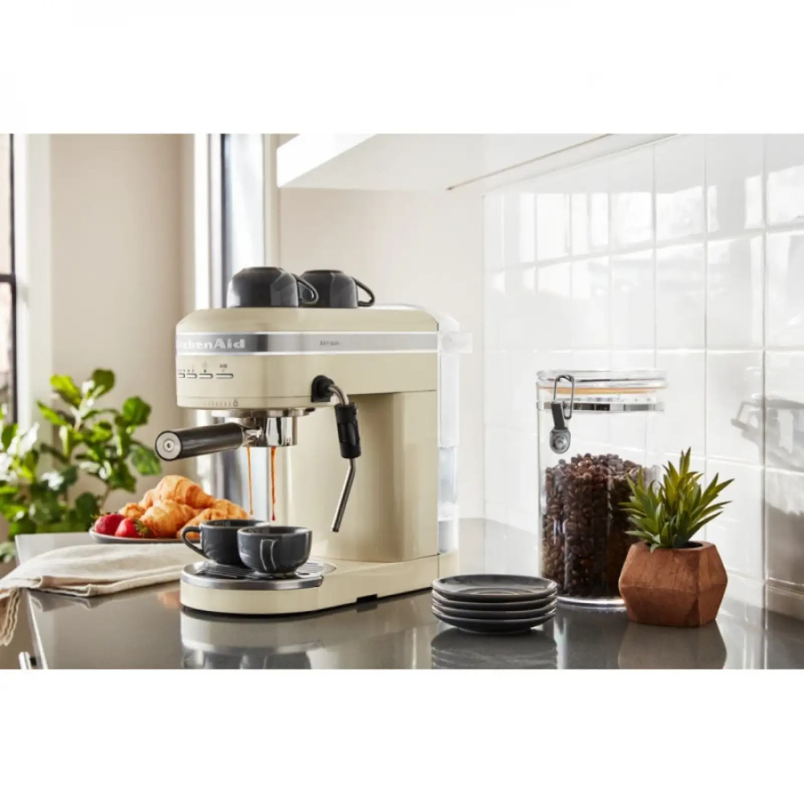 Кавоварка KitchenAid Artisan 5KES6503EAC