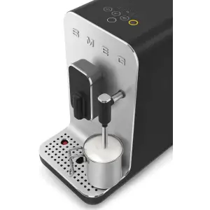 Кофемашина автоматическая SMEG BCC12BLMEU