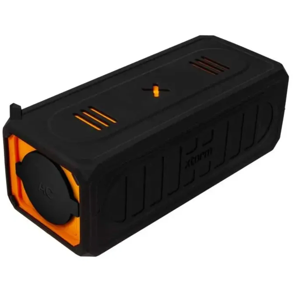 Зарядная станция Xtorm Xtreme Power Socket 70W 19200mAh Black (XP070)