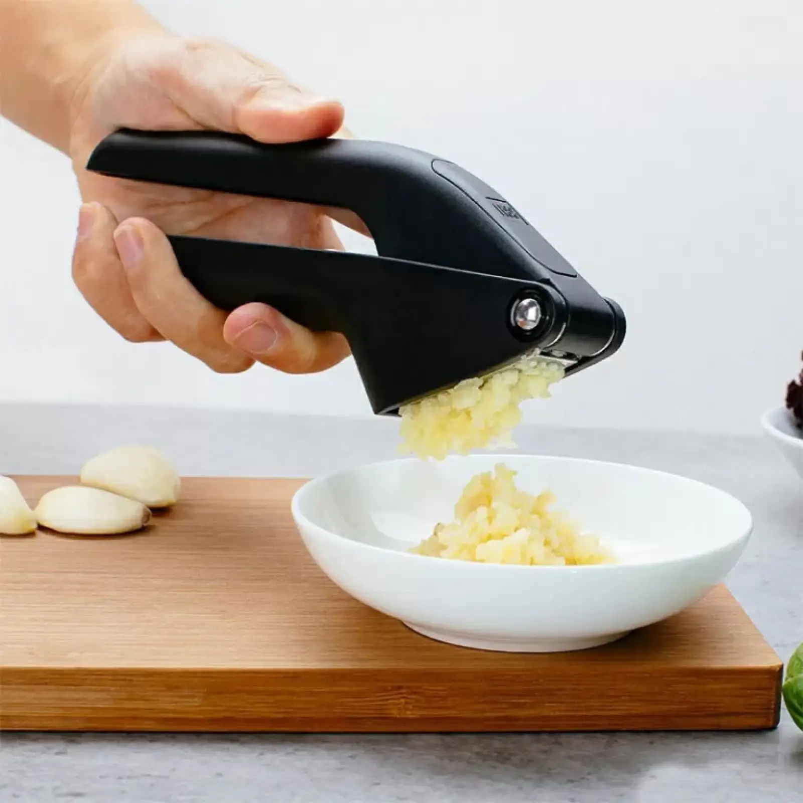 Пресс для чеснока HuoHou Garlic Press Black (HU0067)