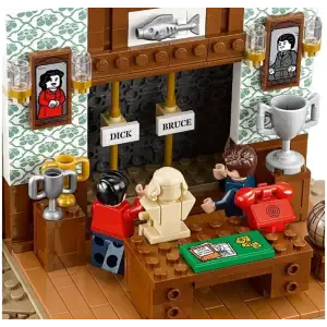 Конструктор LEGO Super Heroes Batman Classic TV Series Batcave (76052)