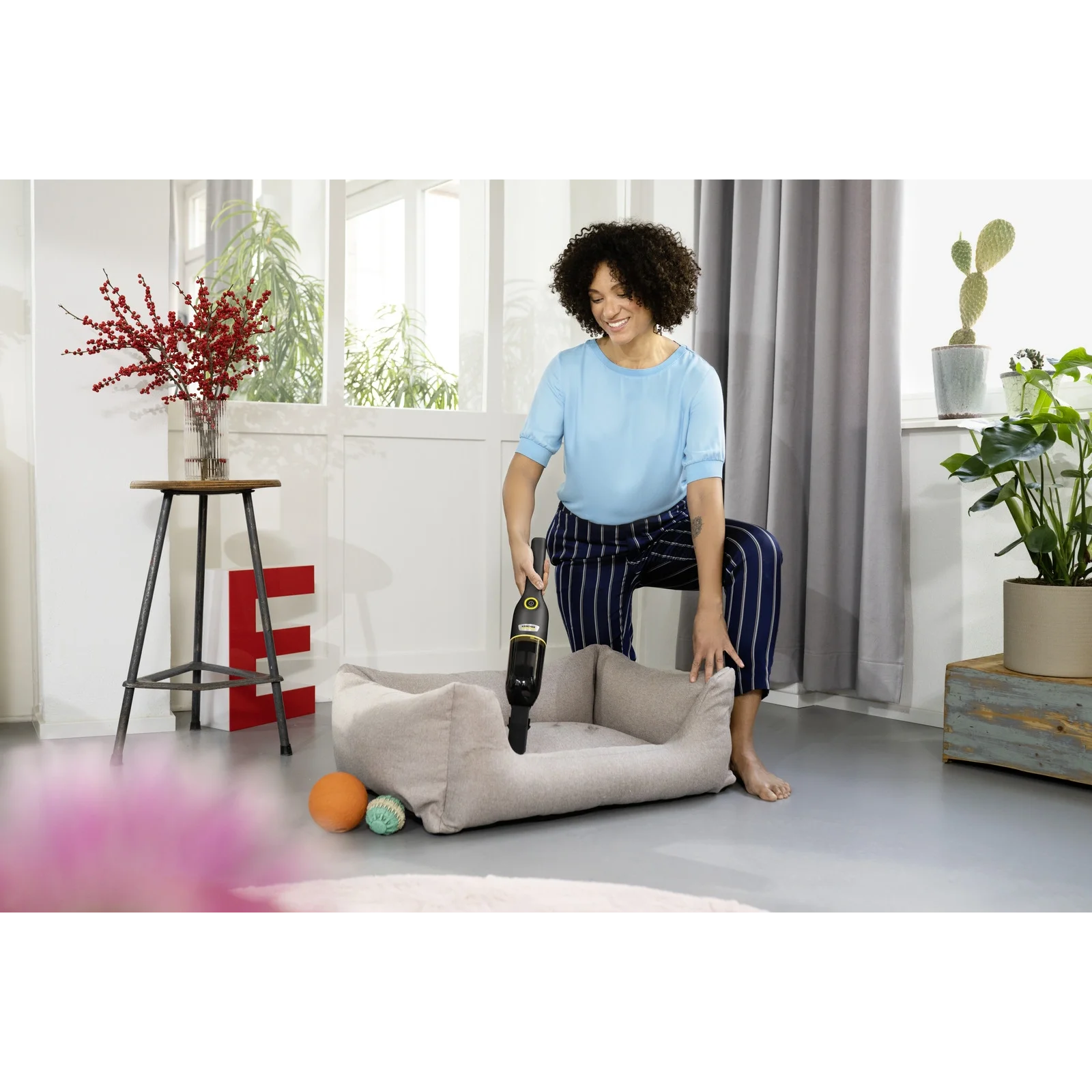 Пилосос ручний Karcher CVH Anniversary Edition (1.198-355.0) UA