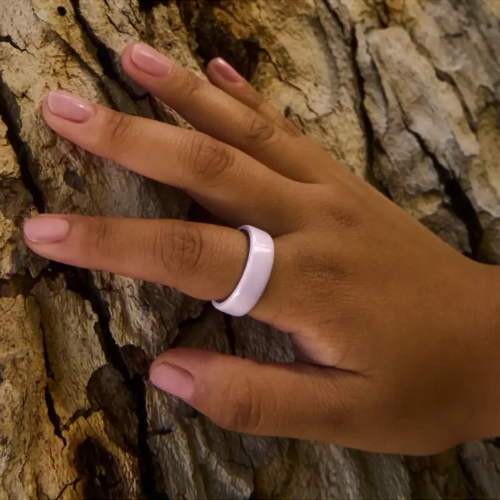 Смарт-кольцо Oura Ring 4 Ceramic Petal Size 9 (JZ90-57459-09)