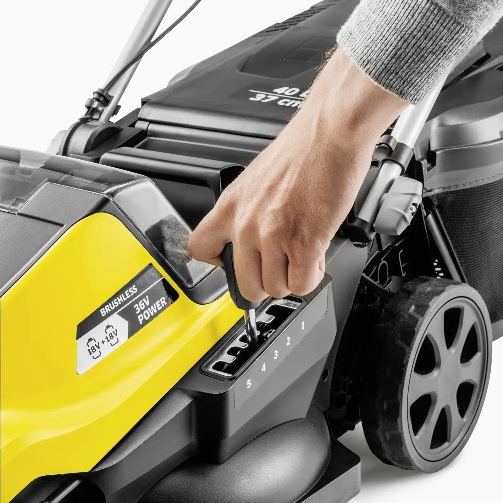 Газонокосарка акумуляторна Karcher LMO 4-18 Dual Battery Set (1.445-421.0) UA