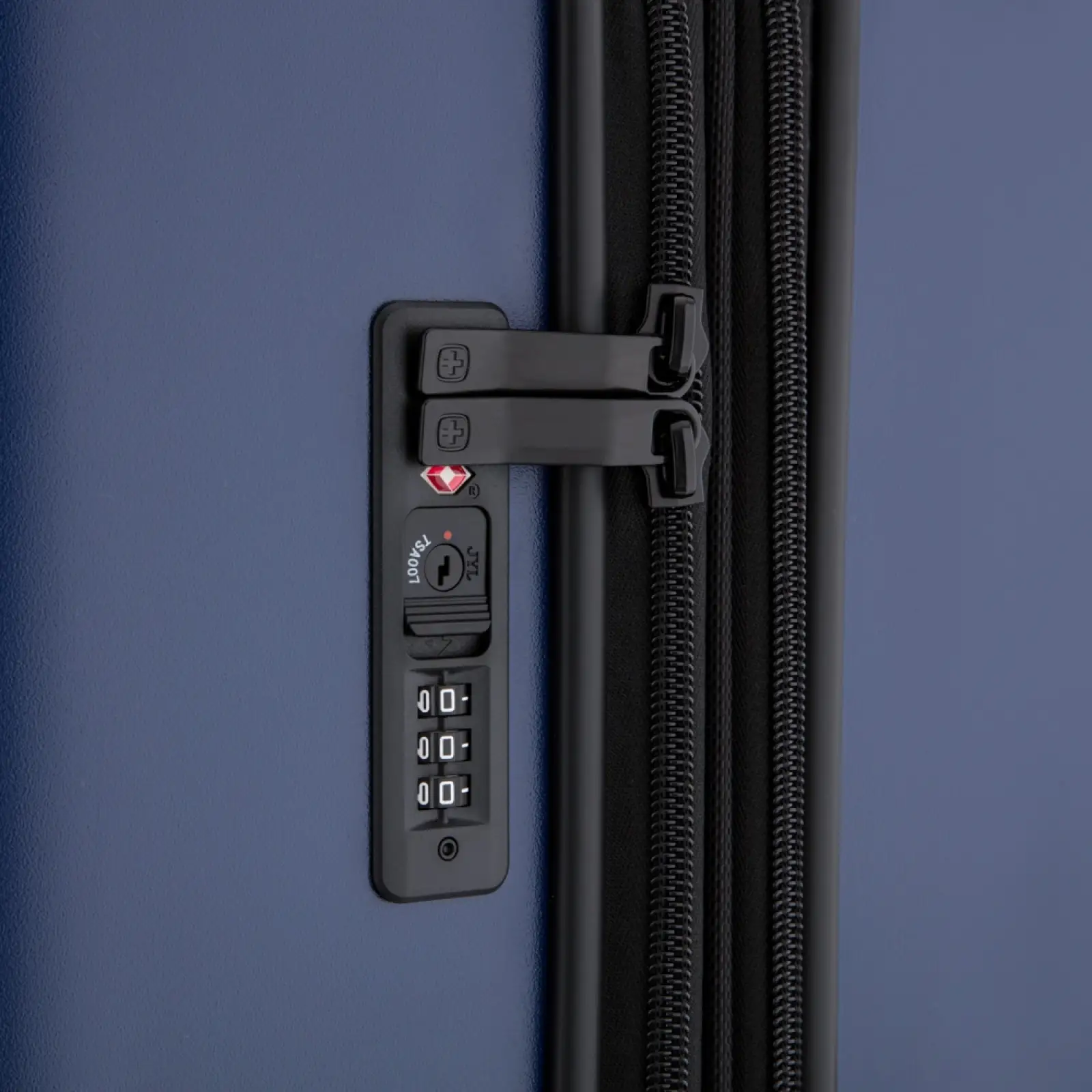 Чемодан Wenger BC Packer Blue (610156) UA