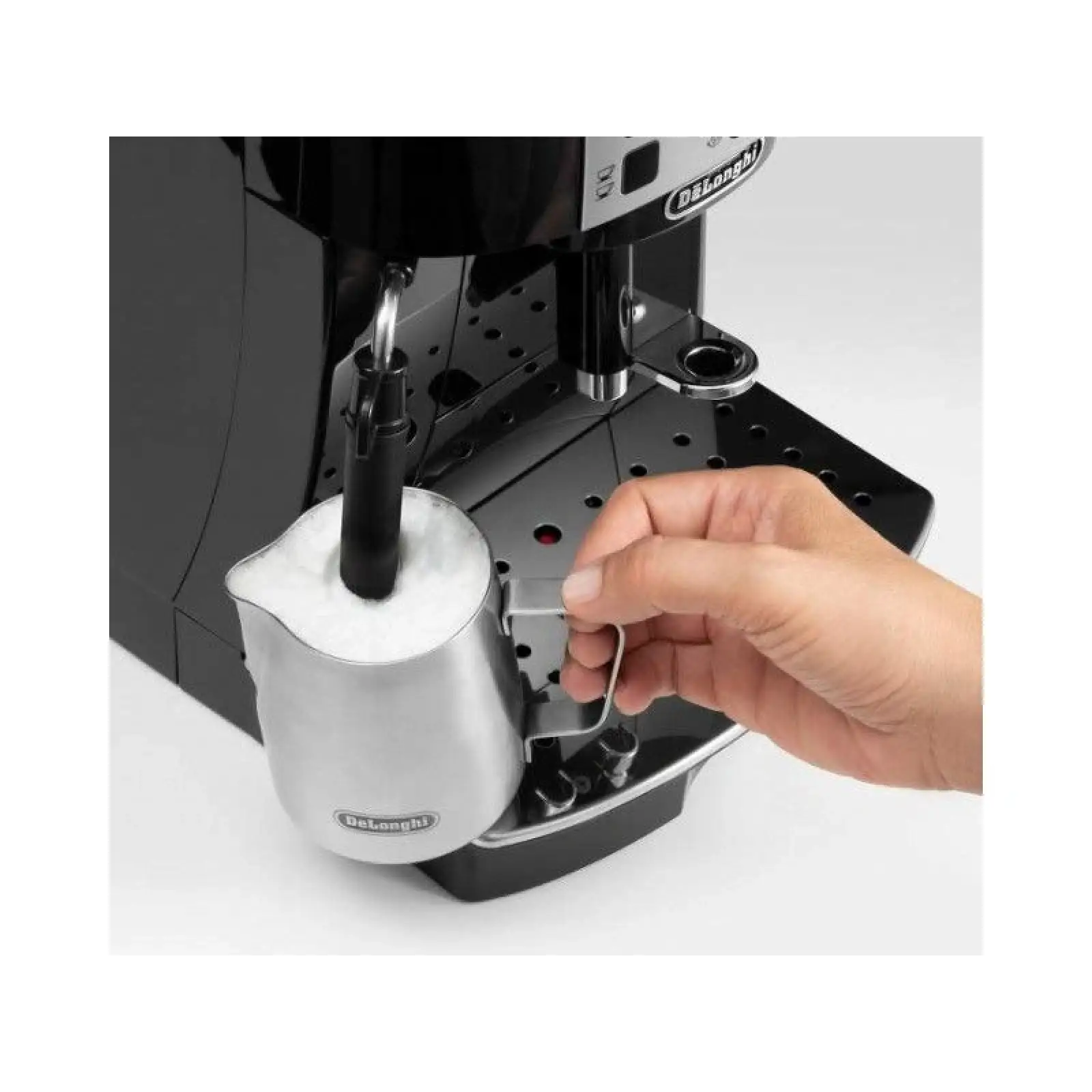Кофеварка Delonghi Magnifica S ECAM 22.115.B