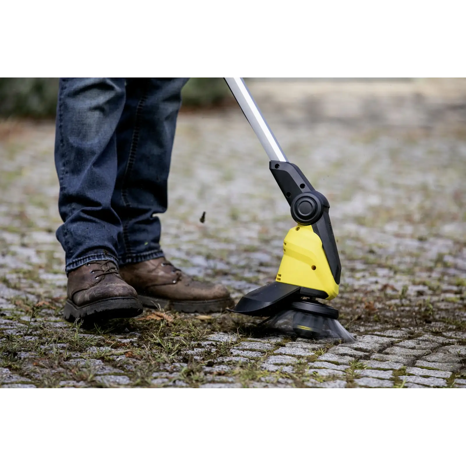 Триммер садовый Karcher WRE 18-55 (без АКБ та ЗУ) (1.445-244.0) UA