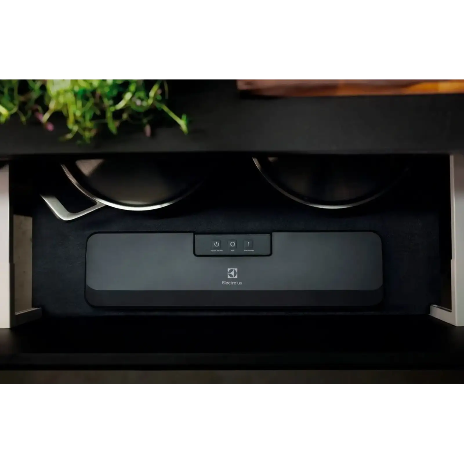 Вакуумный упаковщик Electrolux E4VS1-4AG UA