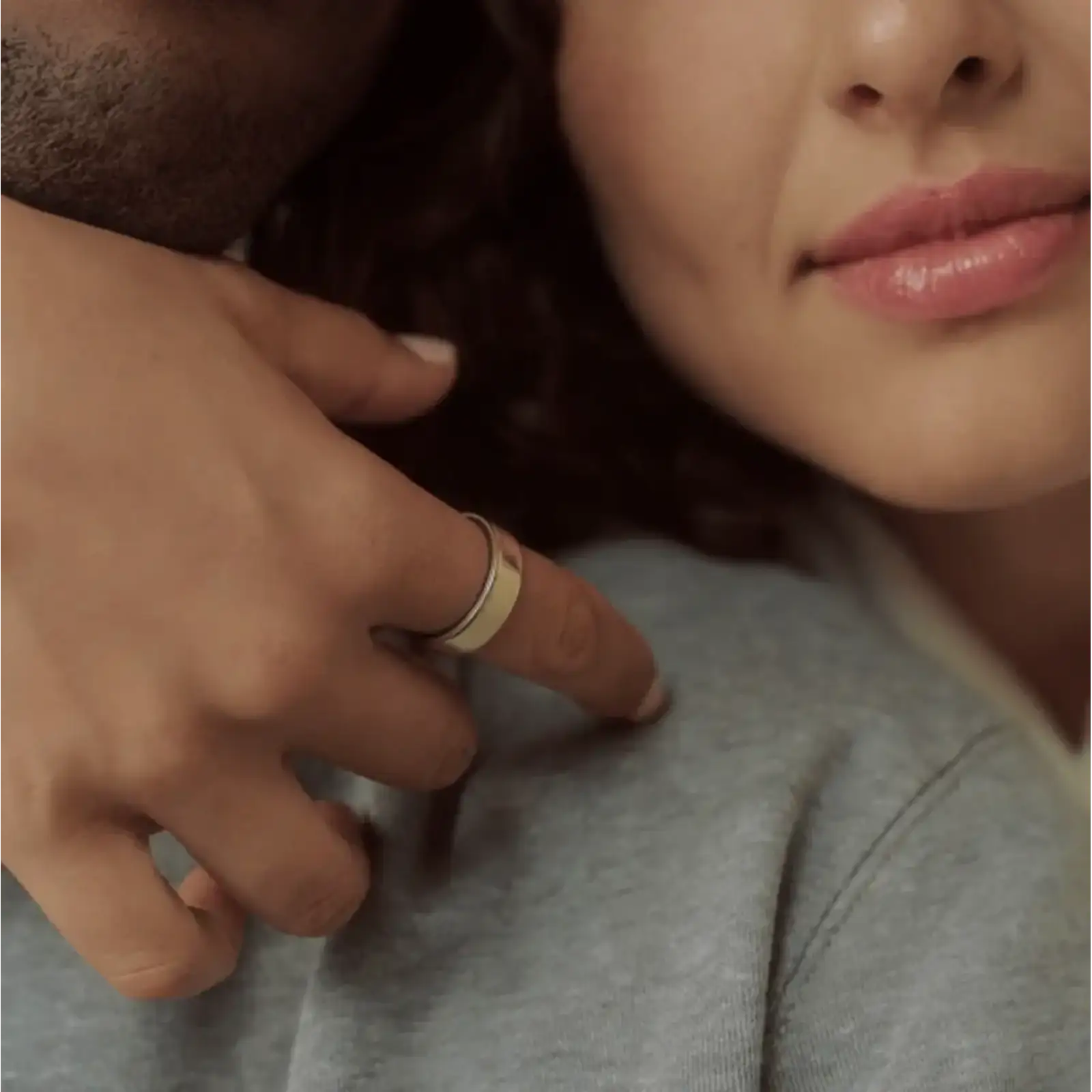 Смарт-кільце Oura Ring 5 Gold Size 6 (JZ90-61616-06)