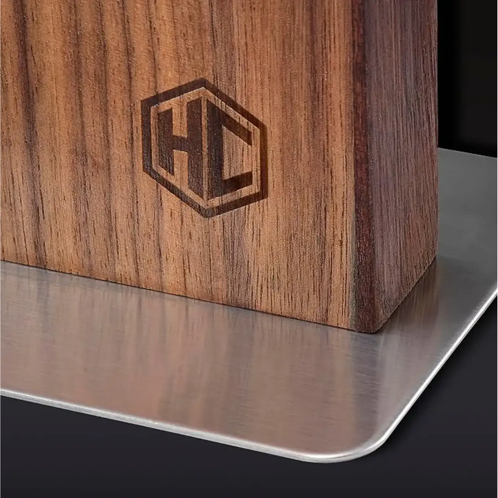 Подставка магнитная для ножей HexClad Magnetic Walnut Knife Block
