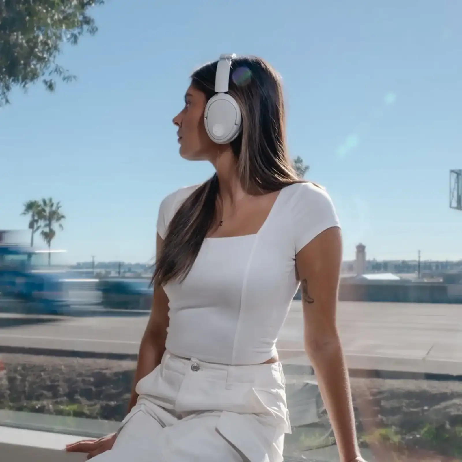 Навушники Jlab Jbuds Lux ANC Wireless Cloud (IEUHBJLUXANCRWHT62) UA