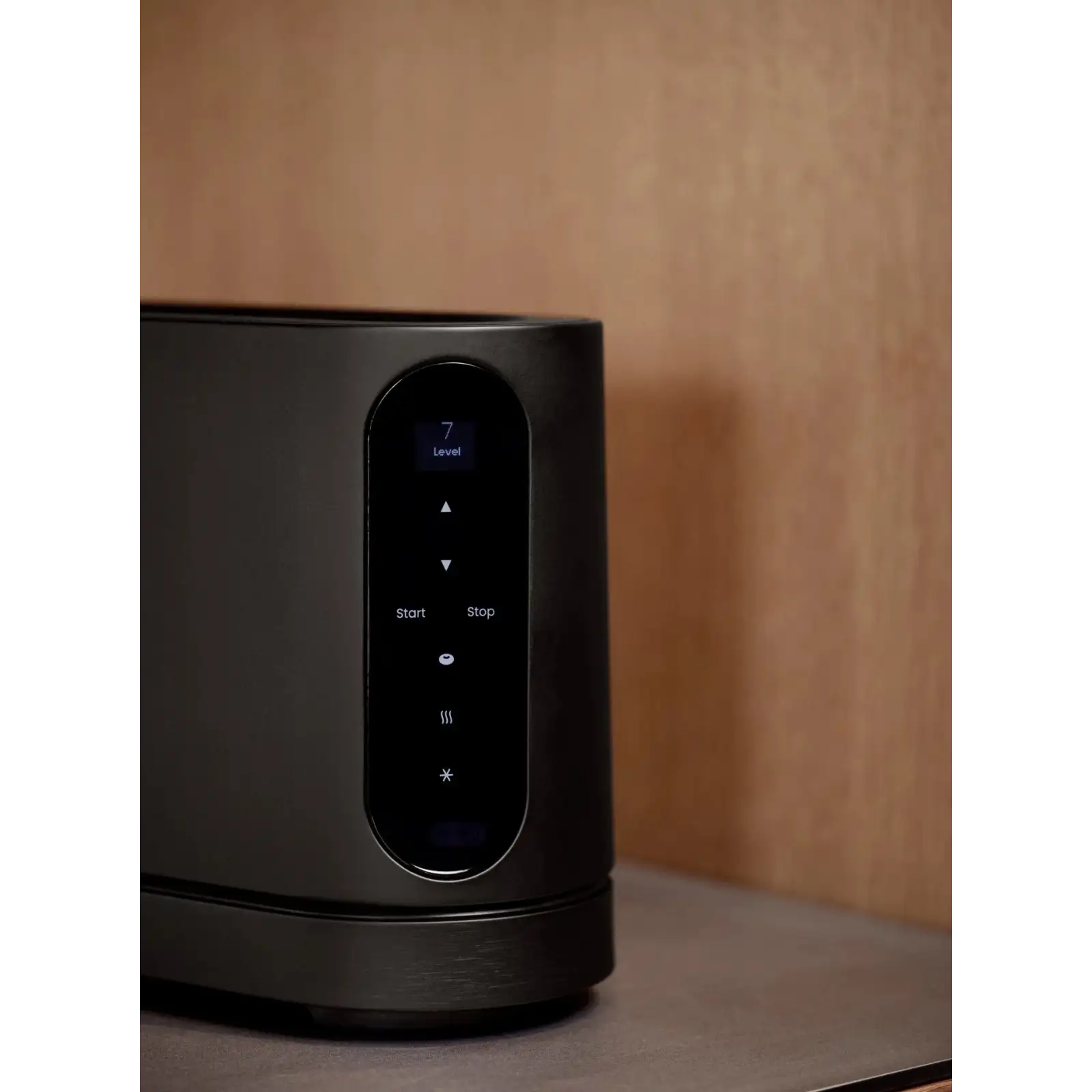 Тостер Jacob Jensen Long Slot Toaster Black