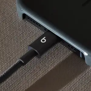 Кабель Beats USB-C to USB-C Braided Cable (1.5 m) Black (MDGA4)