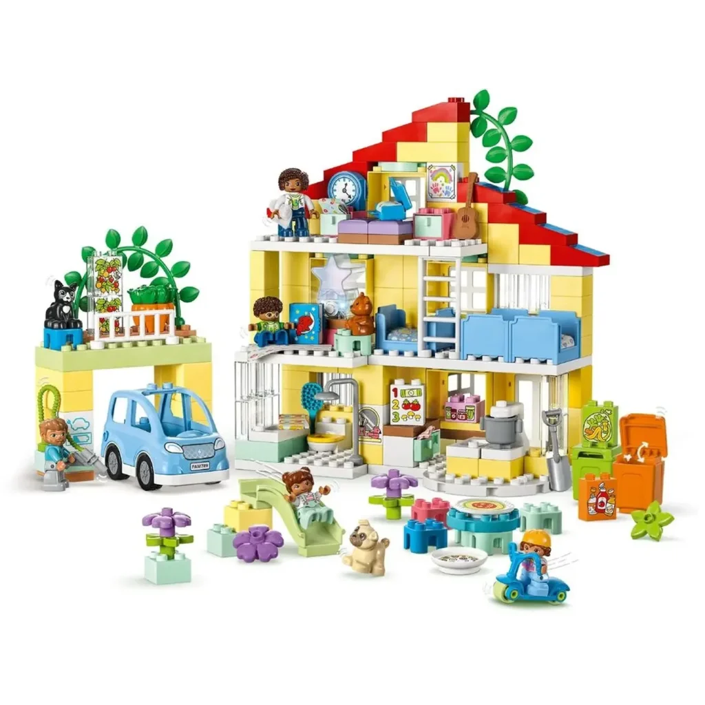 Конструктор LEGO Duplo Сімейний будинок 3 в 1 (10994)