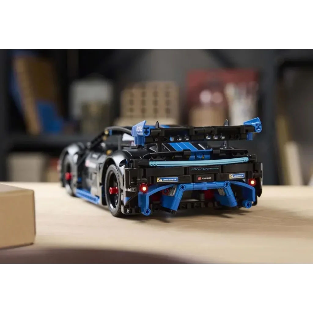 Конструктор LEGO Technic Porsche GT4 E-Performance Race Car (42176)