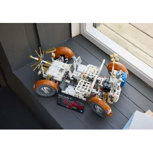 Конструктор LEGO Technic NASA Apollo Lunar Roving Vehicle-Lrv (42182)