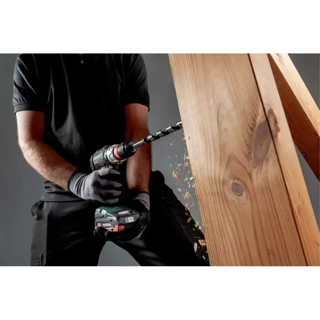 Аккумуляторная дрель-шуруповерт Metabo BS 18 LT BL Q (602334800)