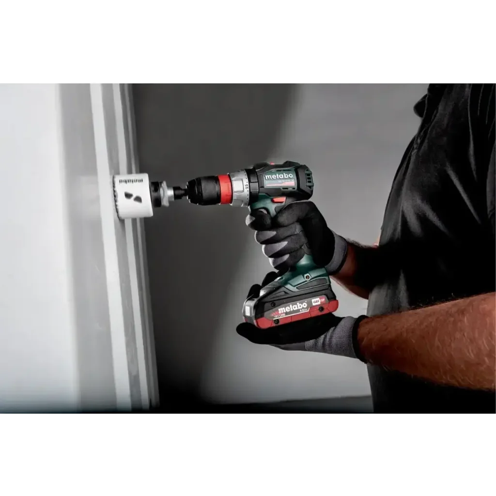Аккумуляторная дрель-шуруповерт Metabo BS 18 LT BL Q (602334800)