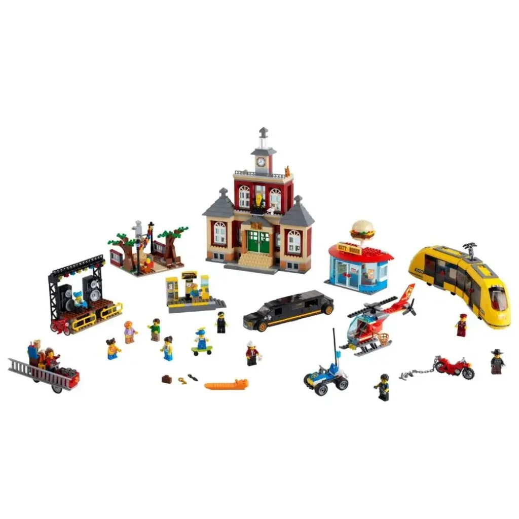 Конструктор LEGO City Main Square (60271)