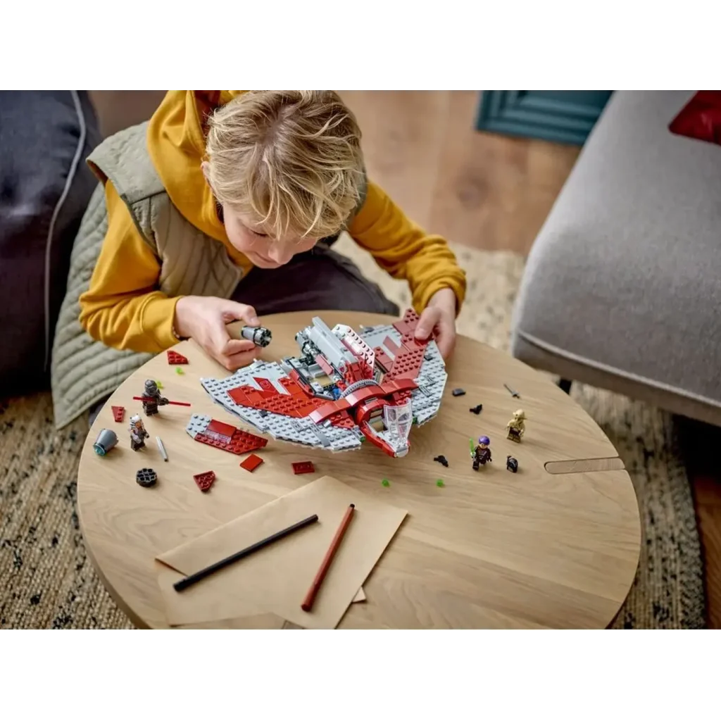 Конструктор LEGO Star Wars Джедайський шатл Т-6 Асокі Тано (75362)