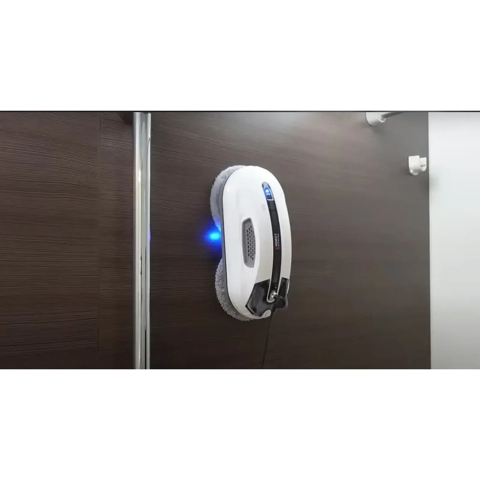 Робот для мытья окон HOBOT R3