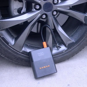 Пусковое устройство 4smarts Jump Starter Power Bank PitStop 8800mAh with Compressor and Torch Black EU