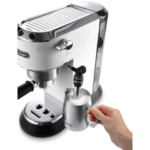 Кавоварка Delonghi EC 685.W
