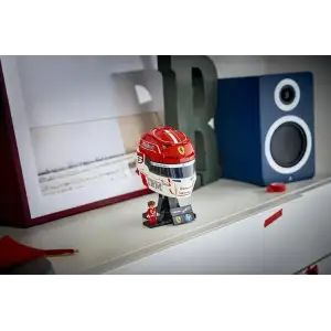 Конструктор LEGO Editions Formula 1 Шолом Шарля Леклера з команди Scuderia Ferrari HP (43014)
