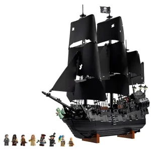 Конструктор LEGO Icons Пиратский корабль капитана Джека Воробья (10365)