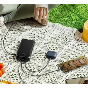 Внешний аккумулятор VEGER V2708 27000mAh 20W Black EU