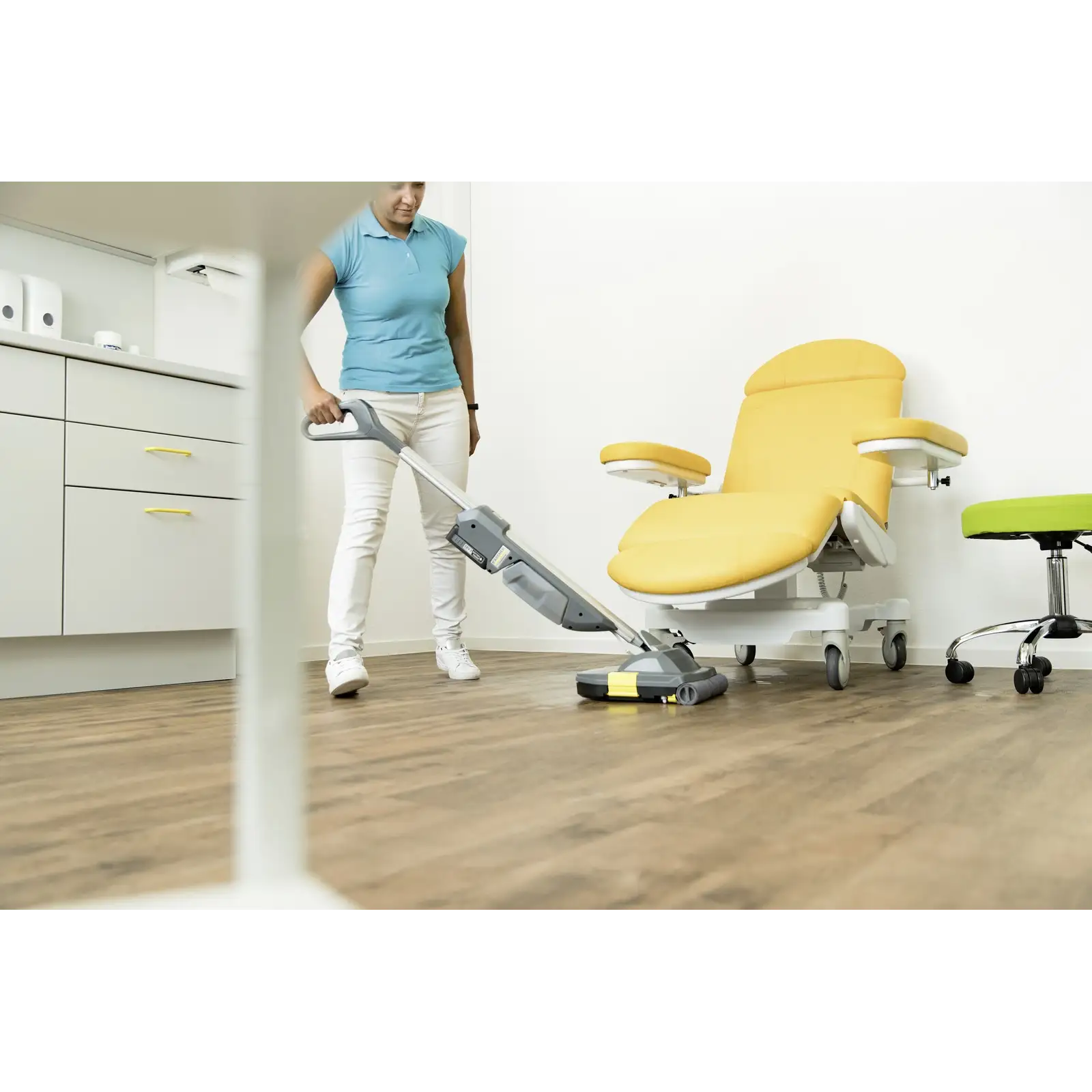 Пылесос ручной моющий Karcher BR 30/1 C Bp (1.783-054.0)