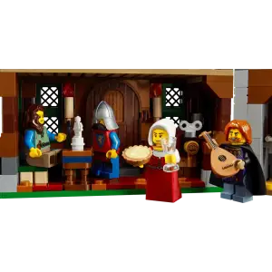 Конструктор LEGO Icons Средневековая городская площадь (10332)