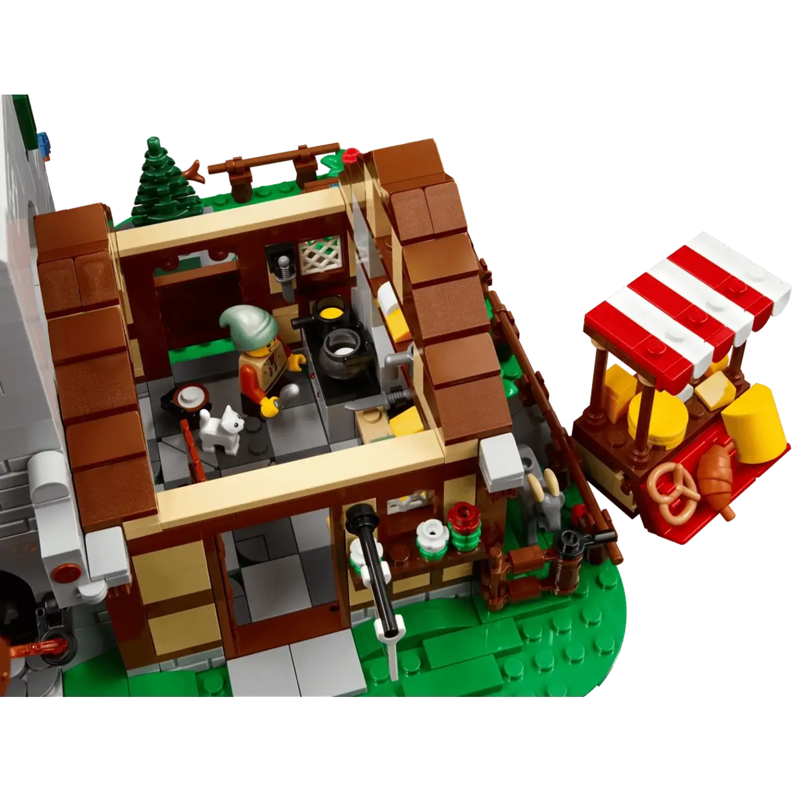Конструктор LEGO Icons Средневековая городская площадь (10332)