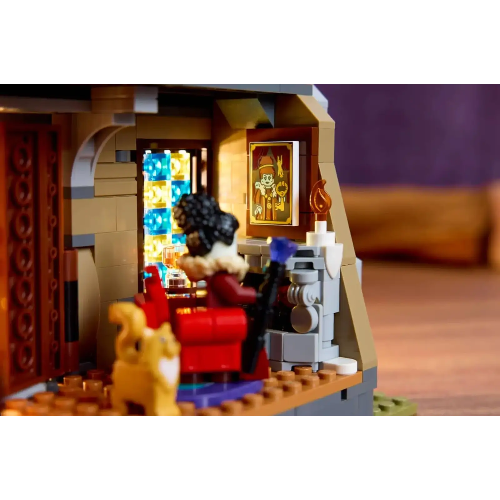 Конструктор LEGO Icons Имение госпожи мэра (11383)
