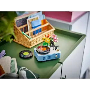 Конструктор LEGO Creator Проигрыватель пластинок с цветами (31172)