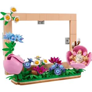 Конструктор LEGO Botanicals Квіткова фоторамка (40916)