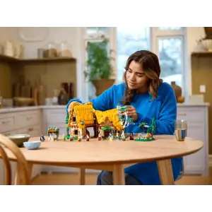 Конструктор LEGO Disney Будиночок Білосніжки та семи гномів (43242)