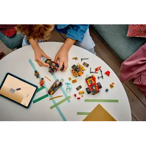 Конструктор LEGO NINJAGO Комбинированные транспортные средства Кая и Коула (71864)