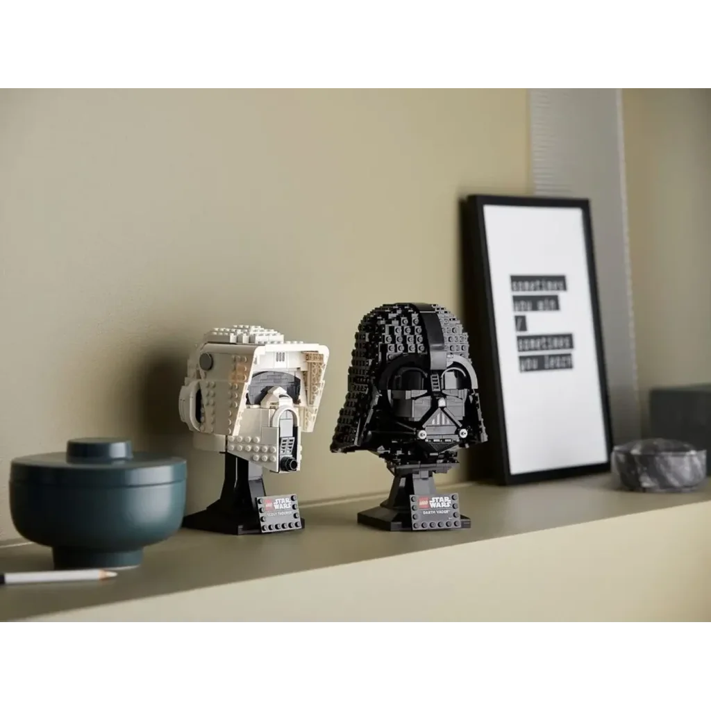 Конструктор LEGO Star Wars Шолом Дарта Вейдера (75304)