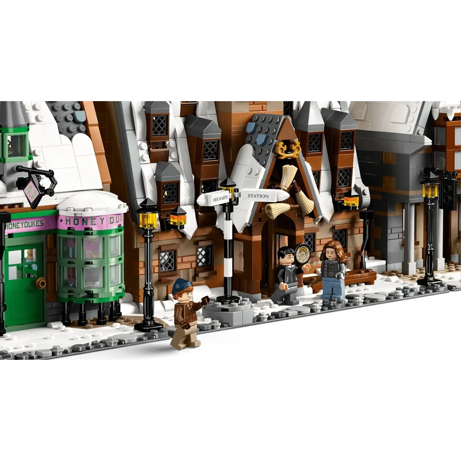 Конструктор LEGO Harry Potter Село Хогсмид (76457)
