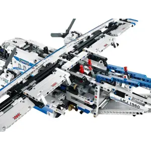 Конструктор LEGO Technic Cargo Plane (42025)
